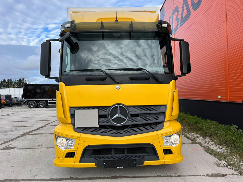 Mercedes-Benz Antos 1827 4x2 BOX L=7536 mm - Box truck: picture 3 Mercedes-Benz Antos 1827 4x2 BOX L=7536 mm - Box truck: picture 3