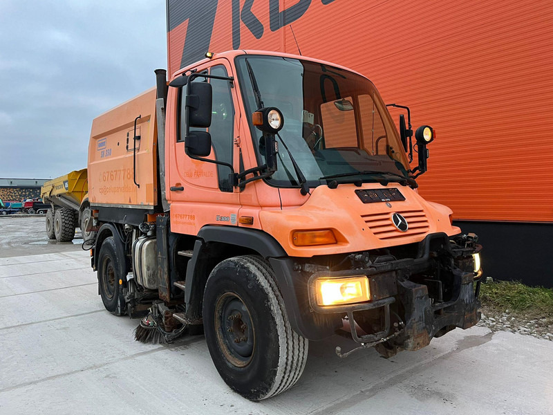 Mercedes-Benz UNIMOG U 300 4x4 TRILETY SK / 6918 hours - Road sweeper: picture 4 Mercedes-Benz UNIMOG U 300 4x4 TRILETY SK / 6918 hours - Road sweeper: picture 4