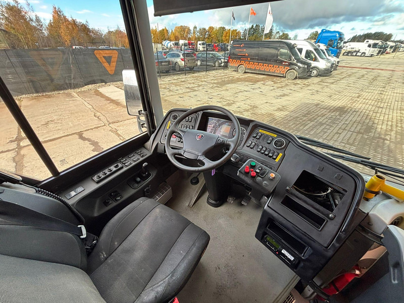 City bus Scania K 320 4x2 Citywide LE 40 SEATS / AC / AUXILIARY HEATER / WHEELCHAIR RAMP: picture 10 City bus Scania K 320 4x2 Citywide LE 40 SEATS / AC / AUXILIARY HEATER / WHEELCHAIR RAMP: picture 10