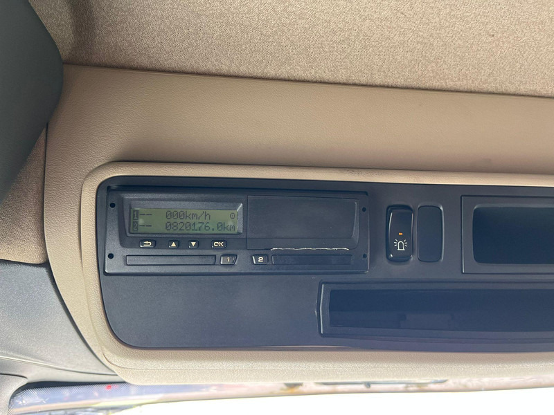 Tractor unit Scania R 730 6x4 HYDRAULICS / RETARDER: picture 19 Tractor unit Scania R 730 6x4 HYDRAULICS / RETARDER: picture 19