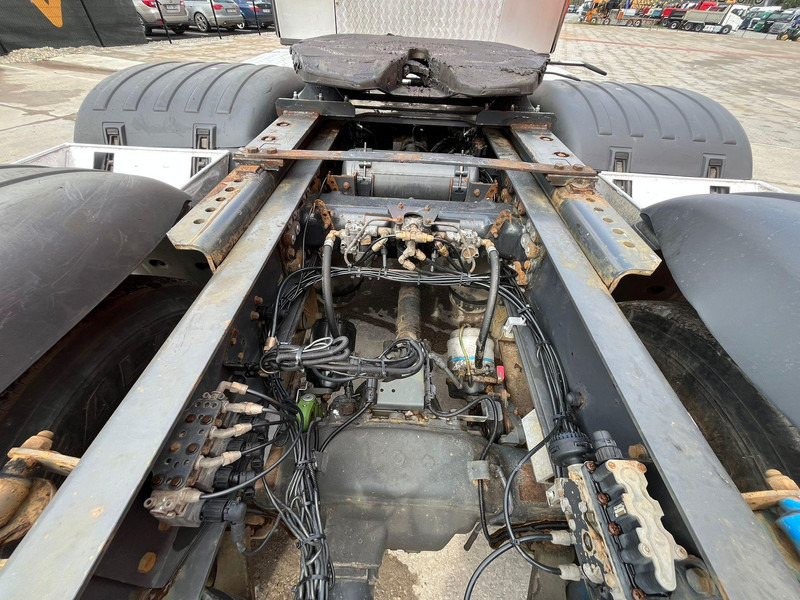 Tractor unit Scania R 730 6x4 HYDRAULICS / RETARDER: picture 12 Tractor unit Scania R 730 6x4 HYDRAULICS / RETARDER: picture 12