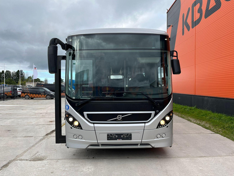 Volvo B8R 8900 LE 6x2*4 44 SEATS + 53 STANDING / AC / AUXILIARY HEATER - Suburban bus: picture 2 Volvo B8R 8900 LE 6x2*4 44 SEATS + 53 STANDING / AC / AUXILIARY HEATER - Suburban bus: picture 2