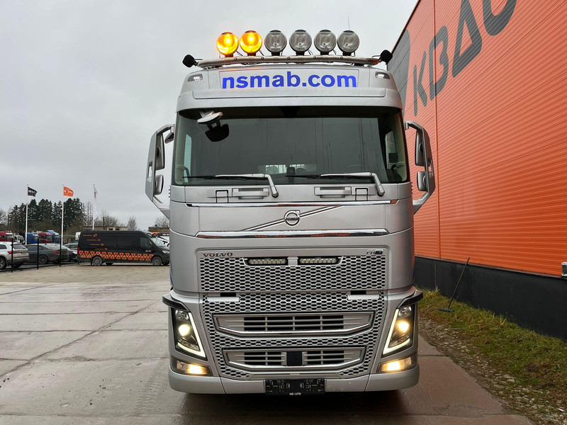 Volvo FH 16 650 8x4*4 CRANAB TZ12.2 - Timber truck, Crane truck: picture 3 Volvo FH 16 650 8x4*4 CRANAB TZ12.2 - Timber truck, Crane truck: picture 3