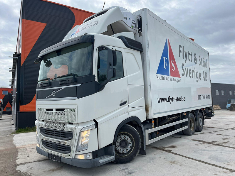 Volvo FH 460 6x2*4 T-1000R / Box L=7437 mm - Refrigerator truck: picture 2 Volvo FH 460 6x2*4 T-1000R / Box L=7437 mm - Refrigerator truck: picture 2