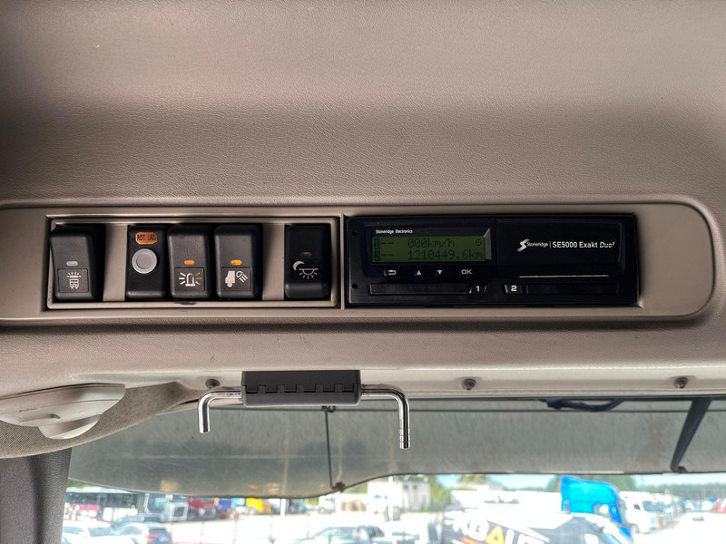 Dropside/ Flatbed truck, Crane truck Volvo FH 480 6x4 HMF 2420-K5 YEAR 2011 / PLATFORM L=6403 mm: picture 20 Dropside/ Flatbed truck, Crane truck Volvo FH 480 6x4 HMF 2420-K5 YEAR 2011 / PLATFORM L=6403 mm: picture 20