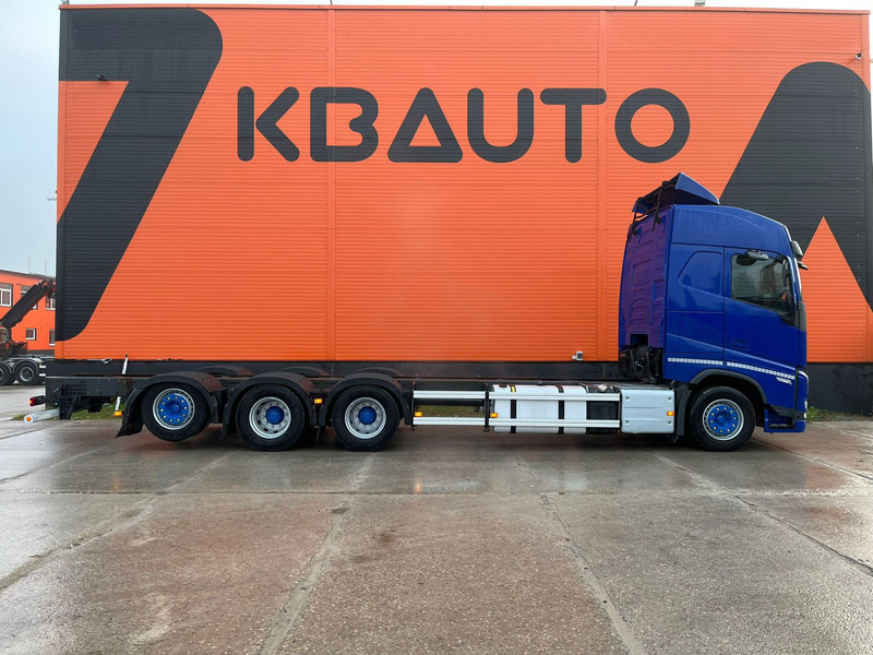 Volvo FH 500 8x4*4 CHASSIS L=9398mm - Cab chassis truck: picture 5 Volvo FH 500 8x4*4 CHASSIS L=9398mm - Cab chassis truck: picture 5