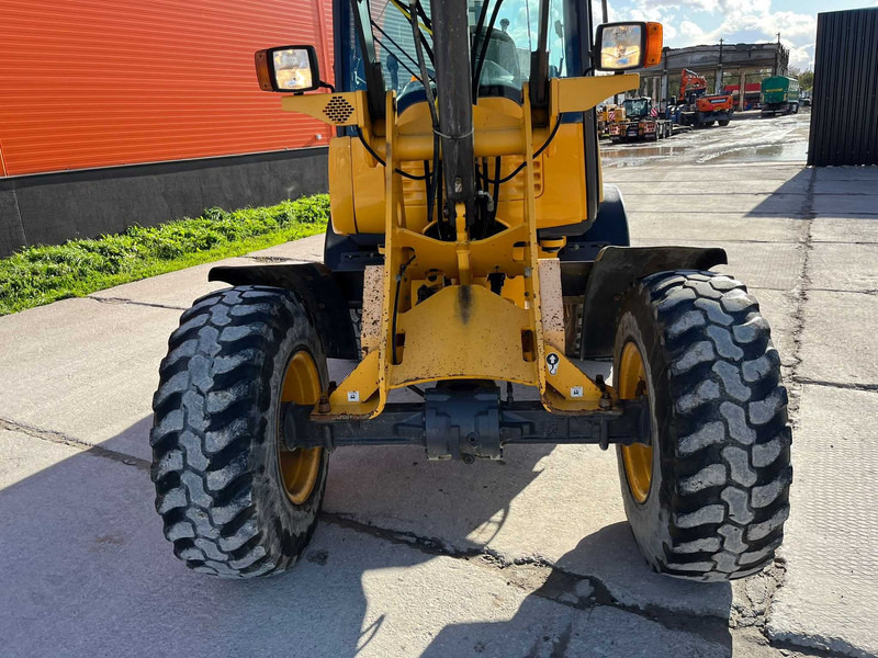 Wheel loader Volvo L 25 F BUCKET & FORKS: picture 8 Wheel loader Volvo L 25 F BUCKET & FORKS: picture 8