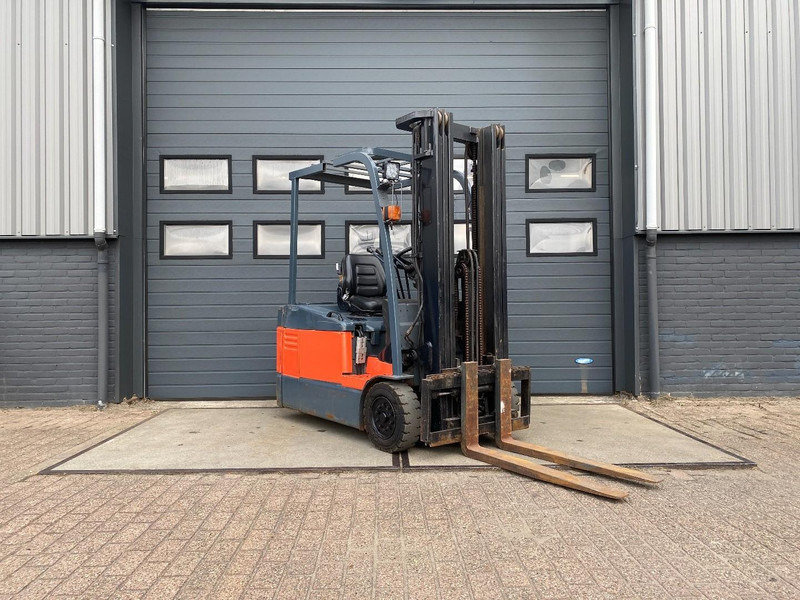 Toyota 7FBEF15 - Electric forklift: picture 1 Toyota 7FBEF15 - Electric forklift: picture 1