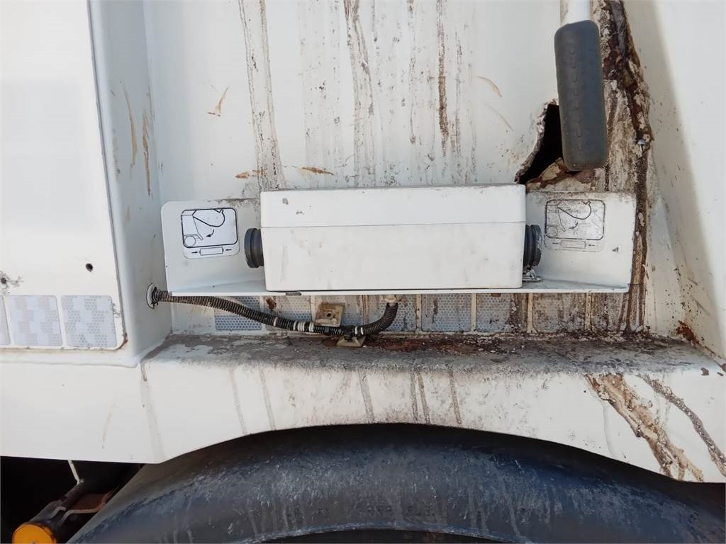 DAF Superstructure garbage truck MOL VDK PUSHER 20m3  - Garbage truck: picture 2 DAF Superstructure garbage truck MOL VDK PUSHER 20m3  - Garbage truck: picture 2