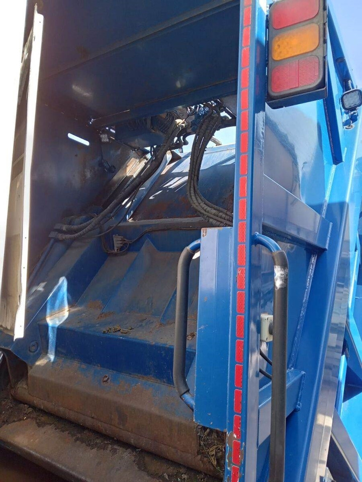 DAF Superstructure garbage truck MOL VDK PUSHER 20m3  - Garbage truck: picture 4 DAF Superstructure garbage truck MOL VDK PUSHER 20m3  - Garbage truck: picture 4