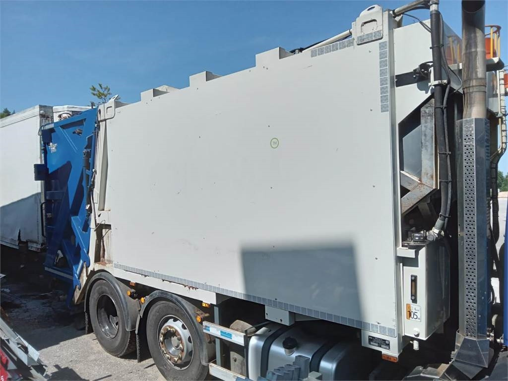 DAF Superstructure garbage truck MOL VDK PUSHER 20m3 - Garbage truck: picture 1 DAF Superstructure garbage truck MOL VDK PUSHER 20m3 - Garbage truck: picture 1