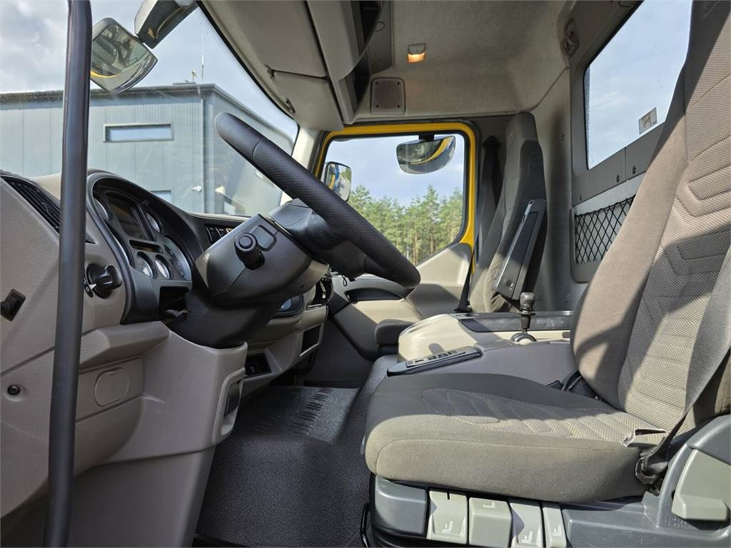 Vacuum truck DAF WHALE: picture 32 Vacuum truck DAF WHALE: picture 32