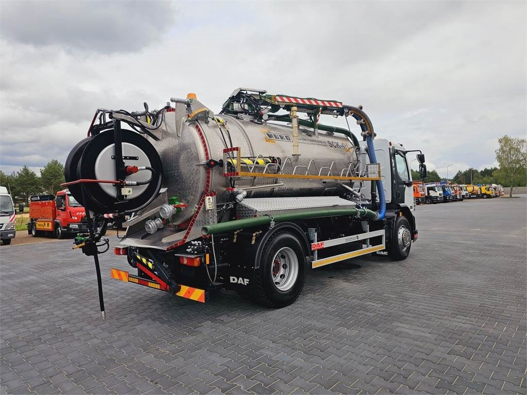 Vacuum truck DAF WUKO SCK-4HW for collecting waste liquid separator: picture 6 Vacuum truck DAF WUKO SCK-4HW for collecting waste liquid separator: picture 6
