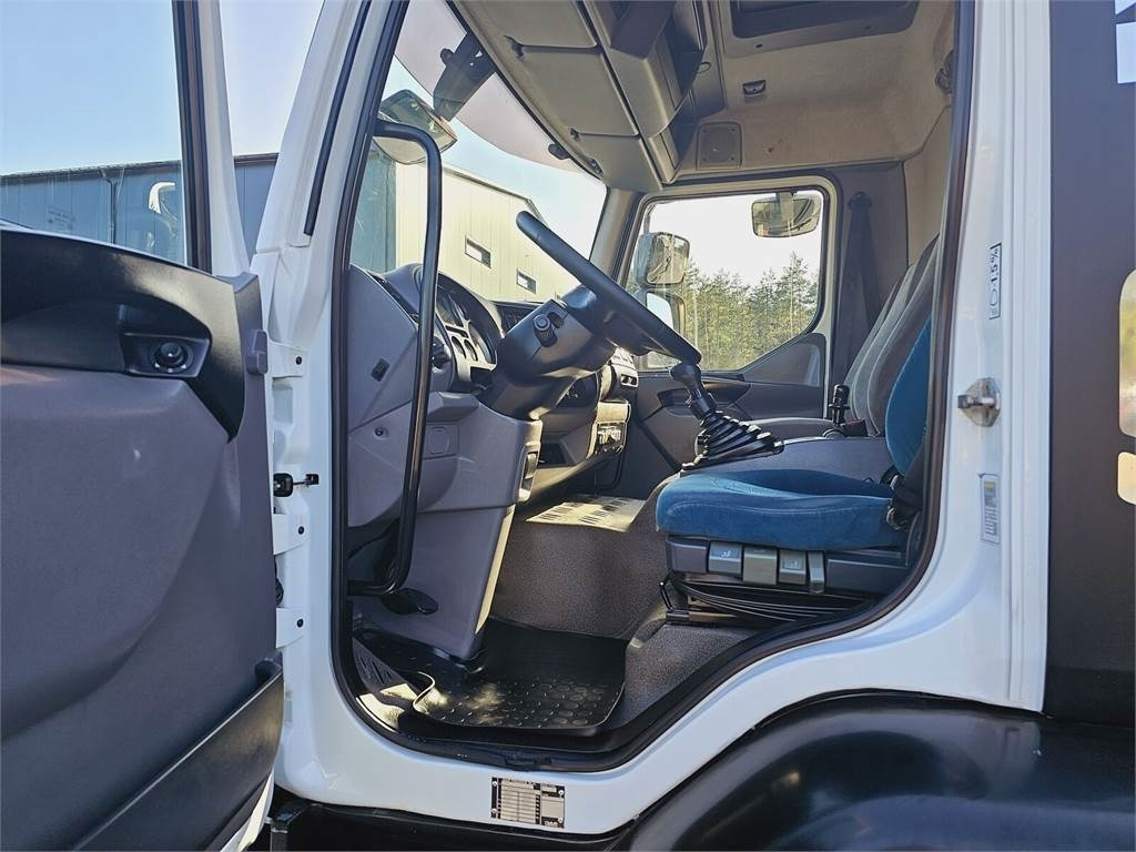 Vacuum truck DAF WUKO SCK-4HW for collecting waste liquid separator: picture 31 Vacuum truck DAF WUKO SCK-4HW for collecting waste liquid separator: picture 31