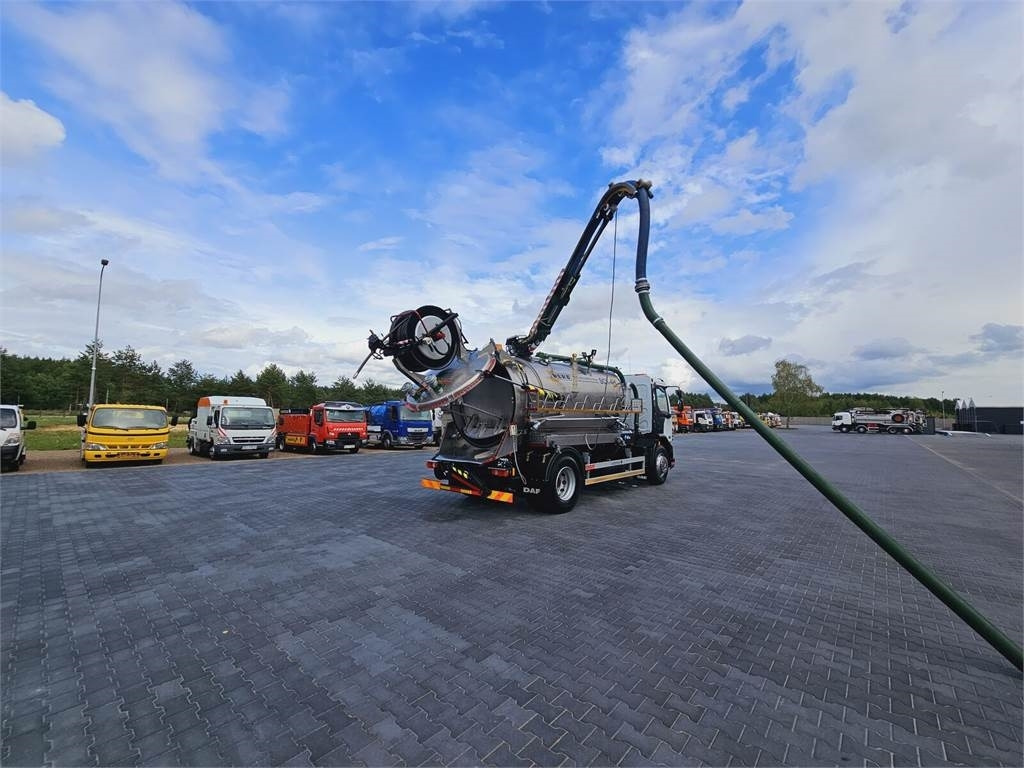Vacuum truck DAF WUKO SCK-4HW for collecting waste liquid separator: picture 30 Vacuum truck DAF WUKO SCK-4HW for collecting waste liquid separator: picture 30