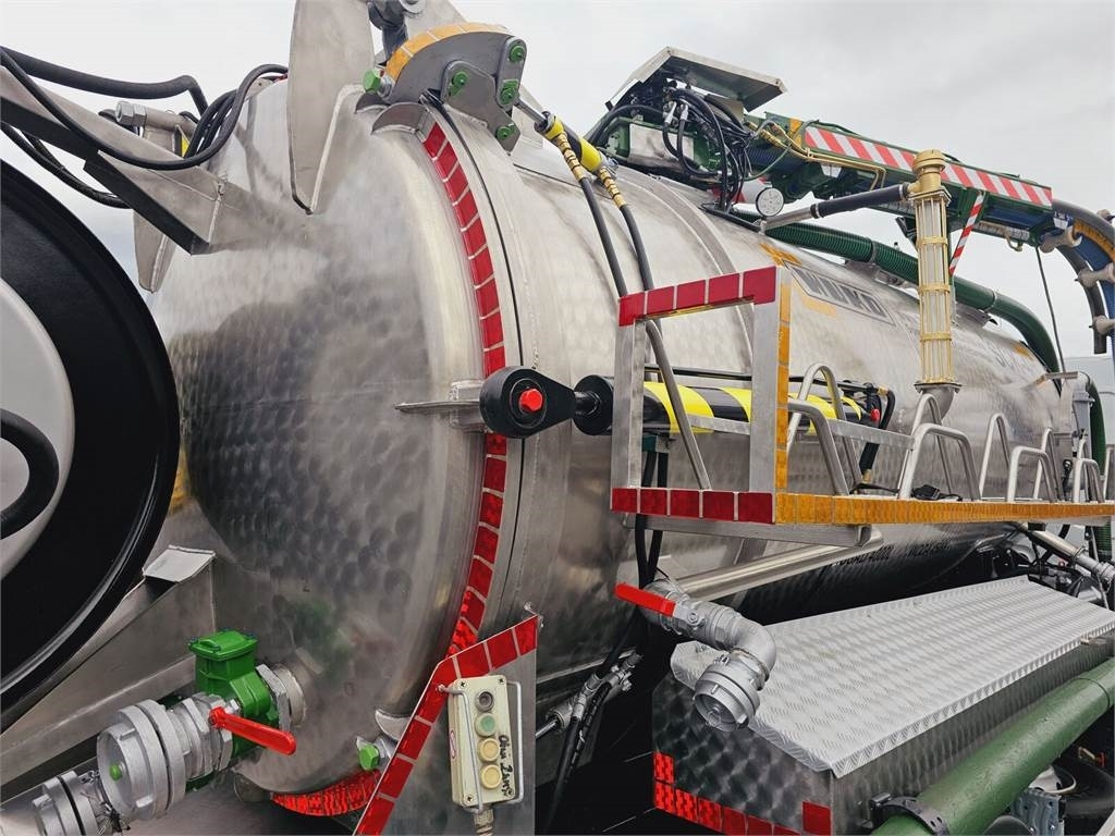 Vacuum truck DAF WUKO SCK-4HW for collecting waste liquid separator: picture 20 Vacuum truck DAF WUKO SCK-4HW for collecting waste liquid separator: picture 20