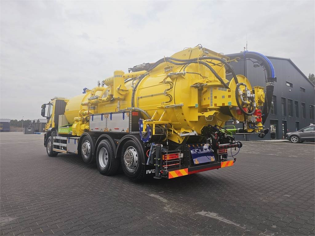 Iveco 360 - Vacuum truck: picture 5 Iveco 360 - Vacuum truck: picture 5