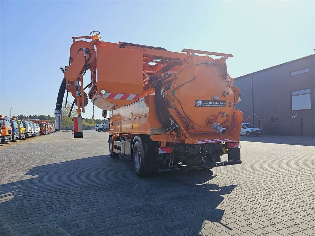 Vacuum truck MAN SUPER 2000 4x2 WUKO RECYKLING for collecting liqui: picture 22