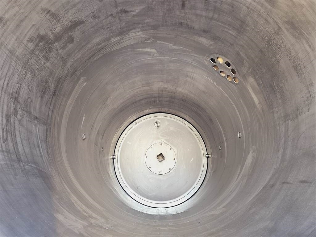 Vacuum truck MAN WUKO KROLL ADR COMBI FOR SEWER CLEANING: picture 32 Vacuum truck MAN WUKO KROLL ADR COMBI FOR SEWER CLEANING: picture 32