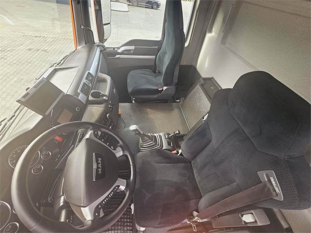 Vacuum truck MAN WUKO KROLL ADR COMBI FOR SEWER CLEANING: picture 34 Vacuum truck MAN WUKO KROLL ADR COMBI FOR SEWER CLEANING: picture 34