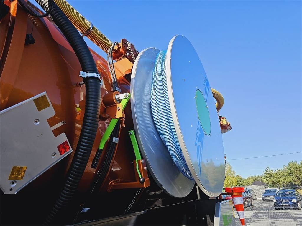 Vacuum truck MAN WUKO KROLL ADR COMBI FOR SEWER CLEANING: picture 16