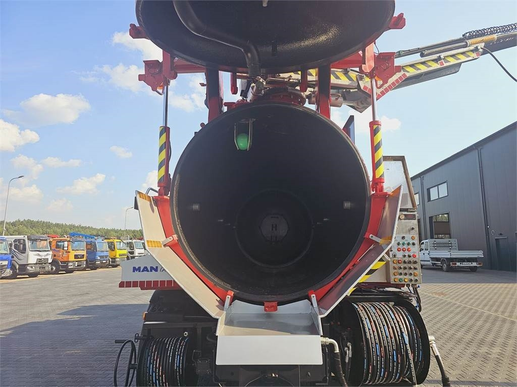 Leasing of  MAN WUKO LARSEN MAN WUKO LARSEN: picture 29