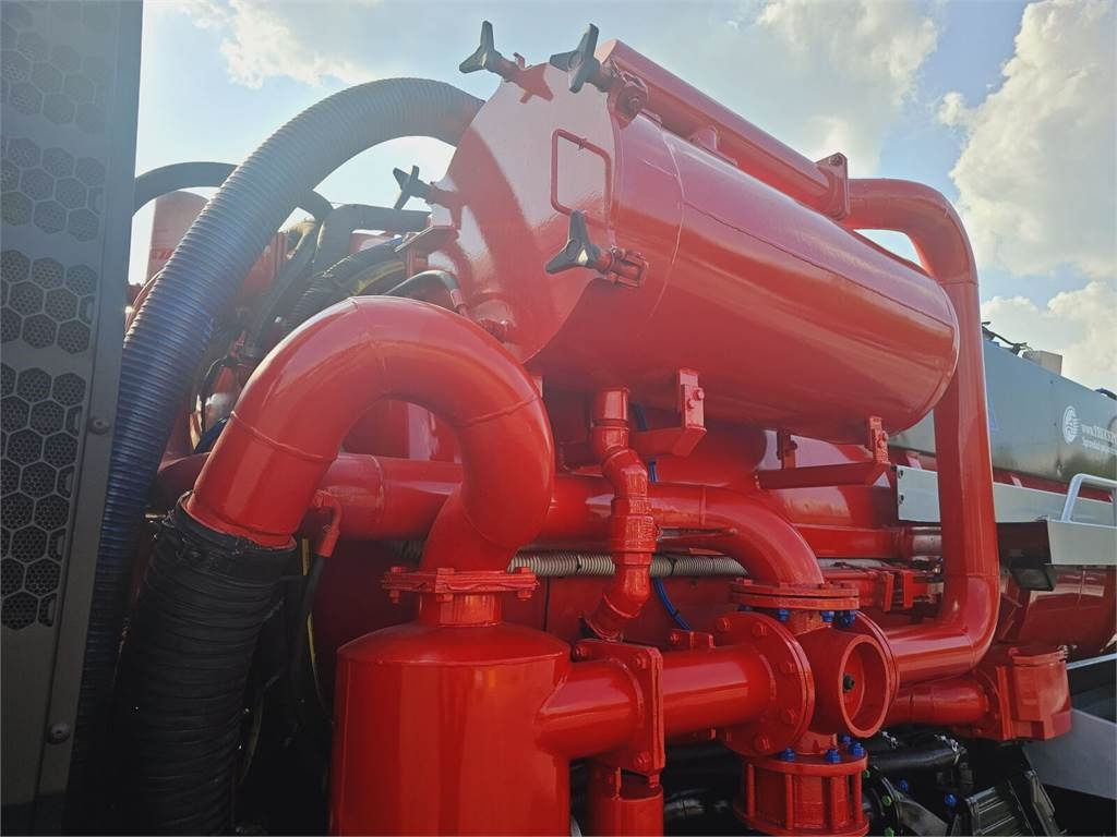 Leasing of  MAN WUKO LARSEN MAN WUKO LARSEN: picture 11