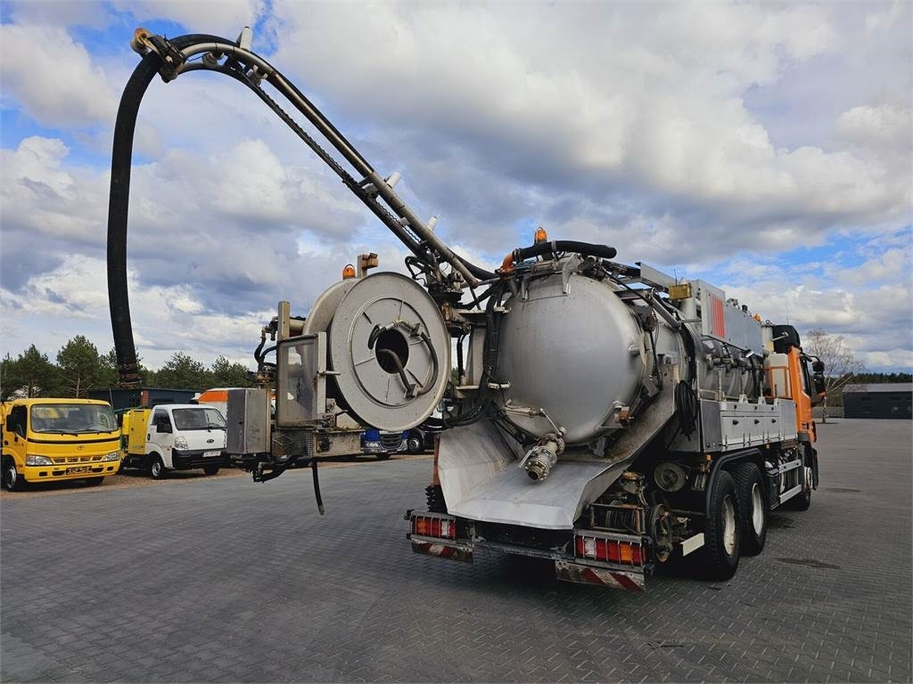 Mercedes-Benz WUKO KROLL COMBI FOR SEWER CLEANING - Vacuum truck: picture 1 Mercedes-Benz WUKO KROLL COMBI FOR SEWER CLEANING - Vacuum truck: picture 1