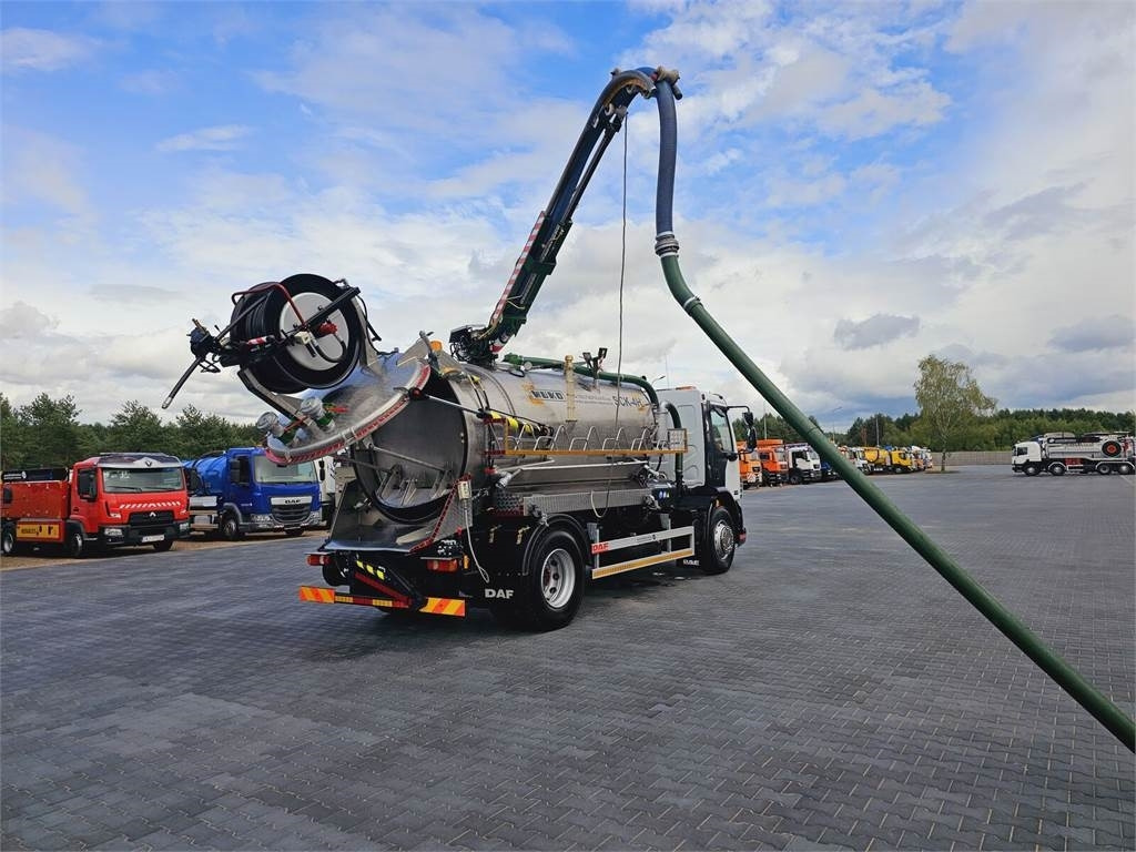 DAF WUKO SCK-4HW for collecting waste liquid separator  - Municipal/ Special vehicle: picture 1 DAF WUKO SCK-4HW for collecting waste liquid separator  - Municipal/ Special vehicle: picture 1