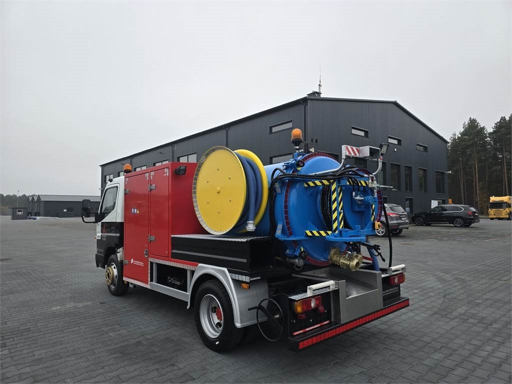 Mitsubishi RIONED COMBI WUKO FOR CLEANING SEWAGE  - Municipal/ Special vehicle: picture 4 Mitsubishi RIONED COMBI WUKO FOR CLEANING SEWAGE  - Municipal/ Special vehicle: picture 4
