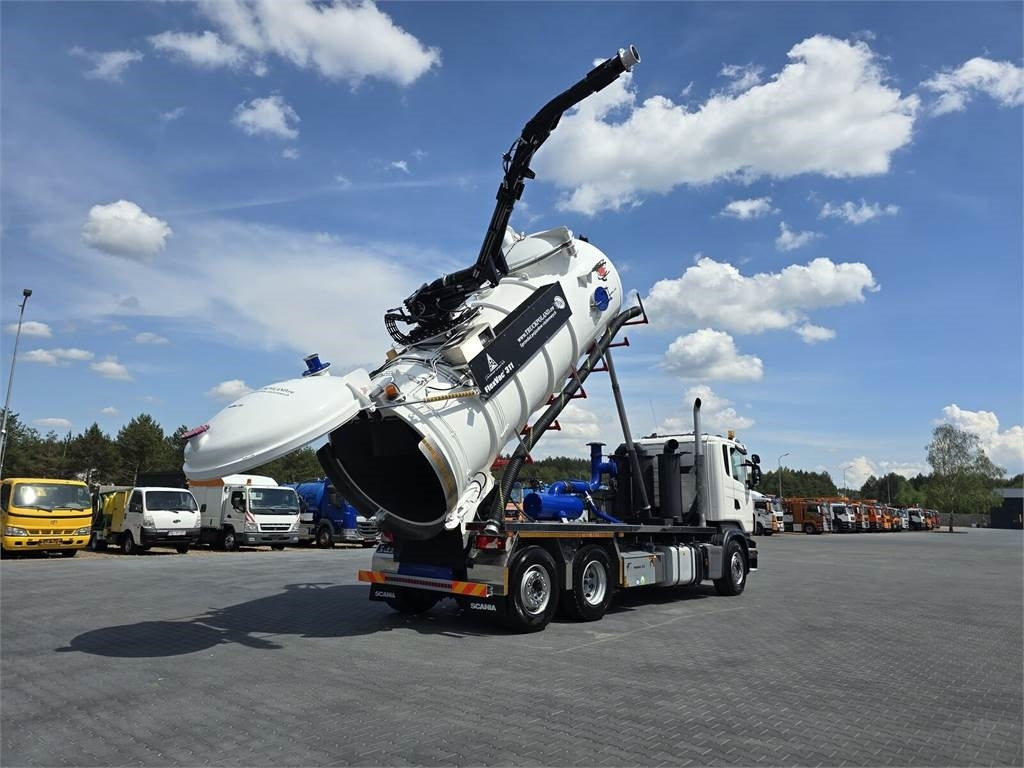 Scania Saugbagger Larsen FlexVac 311 Vacuum suction loade - Municipal/ Special vehicle: picture 1 Scania Saugbagger Larsen FlexVac 311 Vacuum suction loade - Municipal/ Special vehicle: picture 1
