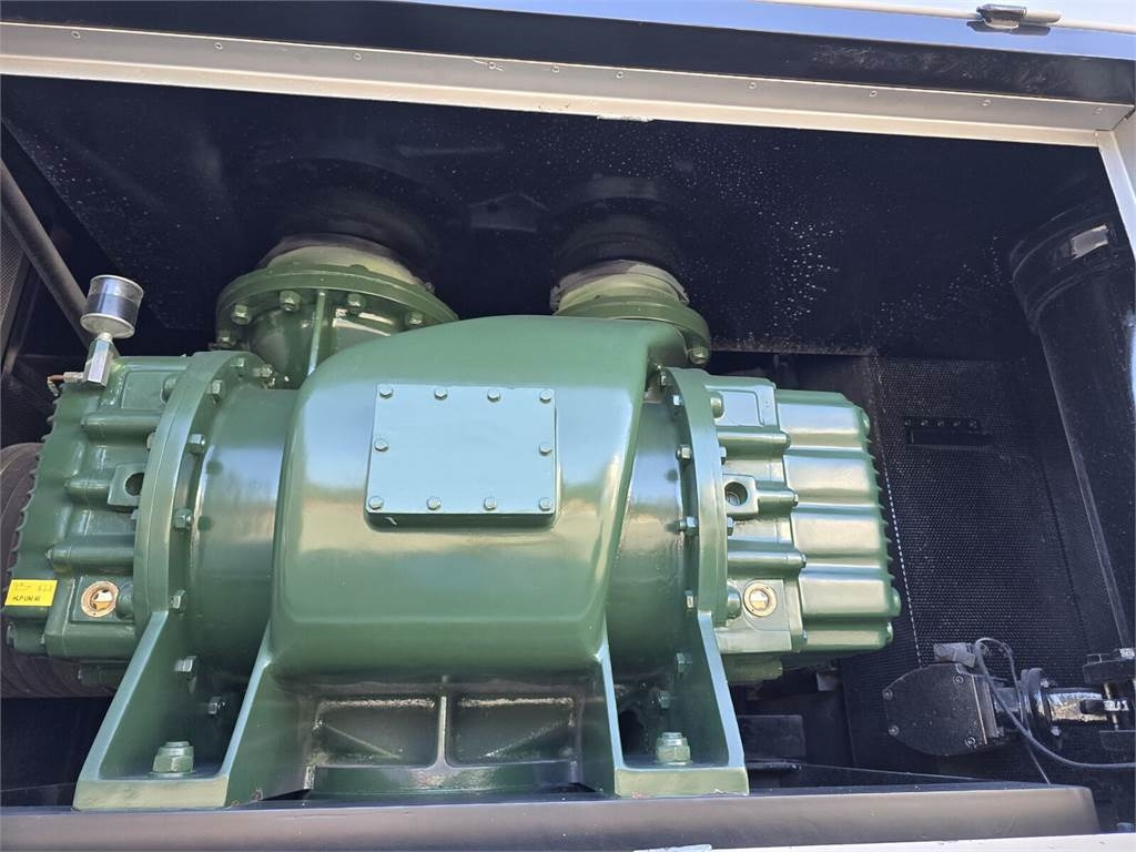 Vacuum truck Volvo Disab Centurion vacuum suction loader: picture 18 Vacuum truck Volvo Disab Centurion vacuum suction loader: picture 18