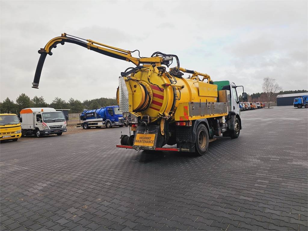Vacuum truck Volvo FULLER TANKERS 2008 WUKO for collecting liquid was: picture 22 Vacuum truck Volvo FULLER TANKERS 2008 WUKO for collecting liquid was: picture 22