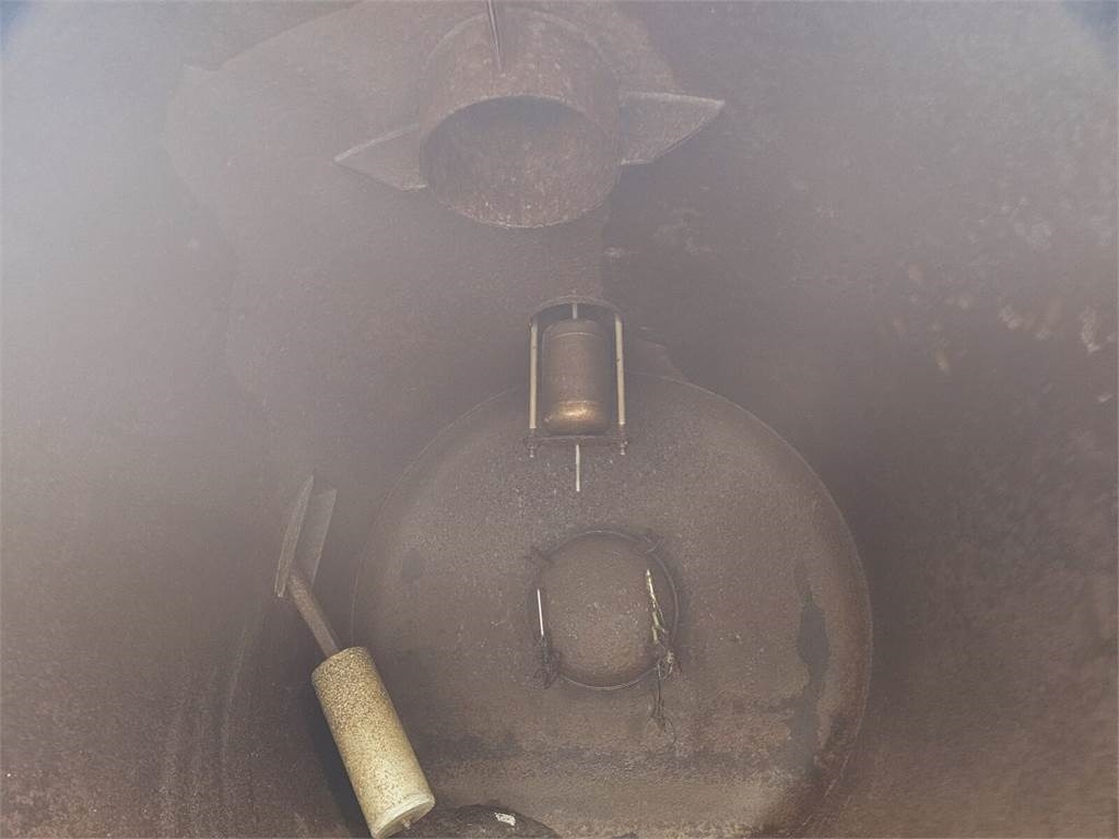 Vacuum truck Volvo FULLER TANKERS 2008 WUKO for collecting liquid was: picture 25 Vacuum truck Volvo FULLER TANKERS 2008 WUKO for collecting liquid was: picture 25