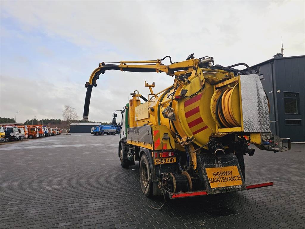 Vacuum truck Volvo FULLER TANKERS 2008 WUKO for collecting liquid was: picture 21 Vacuum truck Volvo FULLER TANKERS 2008 WUKO for collecting liquid was: picture 21