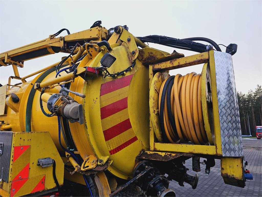 Vacuum truck Volvo FULLER TANKERS 2008 WUKO for collecting liquid was: picture 14 Vacuum truck Volvo FULLER TANKERS 2008 WUKO for collecting liquid was: picture 14