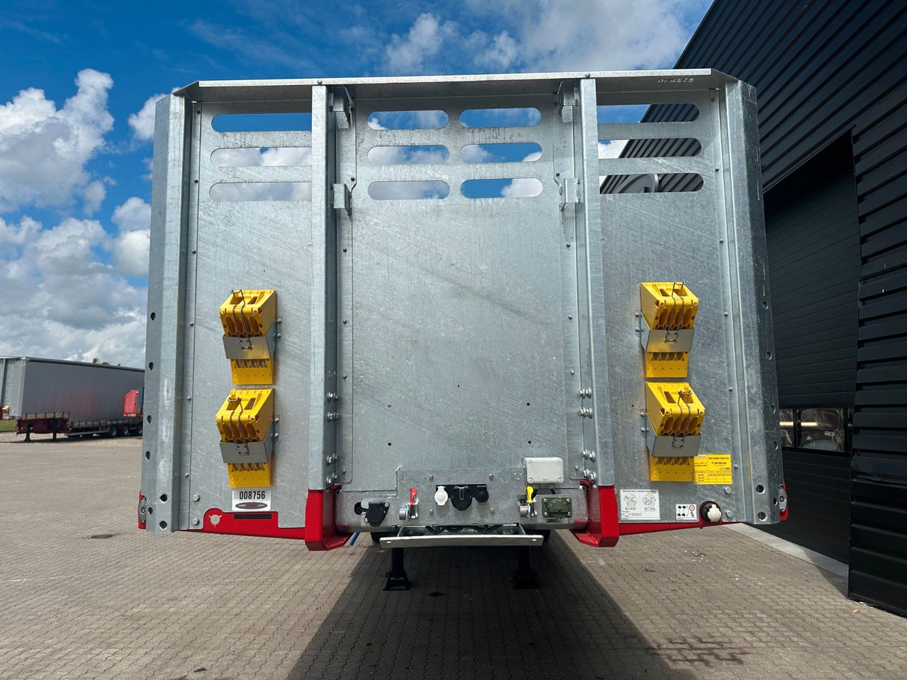 Faymonville Maxtrailer 4 achs tele auflieger / 29.000 mm - Dropside/ Flatbed semi-trailer: picture 4 Faymonville Maxtrailer 4 achs tele auflieger / 29.000 mm - Dropside/ Flatbed semi-trailer: picture 4