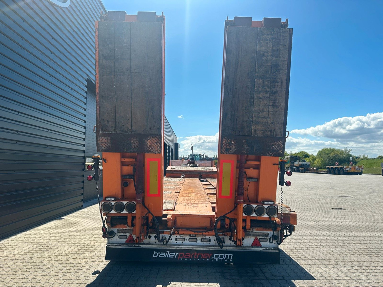Low loader semi-trailer Faymonville Multimax 4 achs tieflader / Hydr. verbretiterung Faymonville Multimax 4 achs tieflader / Hydr. verbretiterung: picture 14 Low loader semi-trailer Faymonville Multimax 4 achs tieflader / Hydr. verbretiterung Faymonville Multimax 4 achs tieflader / Hydr. verbretiterung: picture 14