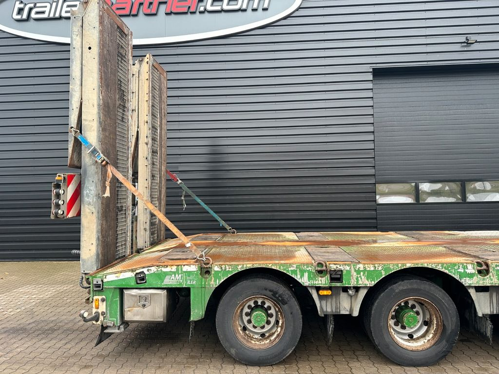 HRD AMT 4 achs tieflader / radmulde HRD AMT 4 achs tieflader / radmulde - Low loader semi-trailer: picture 4 HRD AMT 4 achs tieflader / radmulde HRD AMT 4 achs tieflader / radmulde - Low loader semi-trailer: picture 4