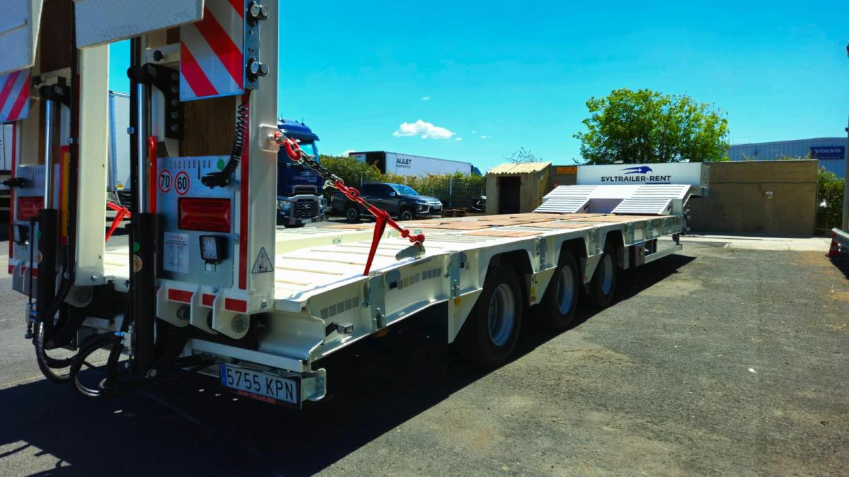 Syltrailer SYL (Location / Rent) F3W1L1B - Low loader semi-trailer: picture 5 Syltrailer SYL (Location / Rent) F3W1L1B - Low loader semi-trailer: picture 5