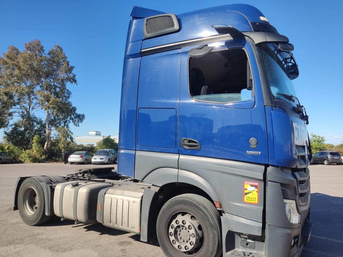 Mercedes Actros 1851 LS Retarder - Tractor unit: picture 1 Mercedes Actros 1851 LS Retarder - Tractor unit: picture 1