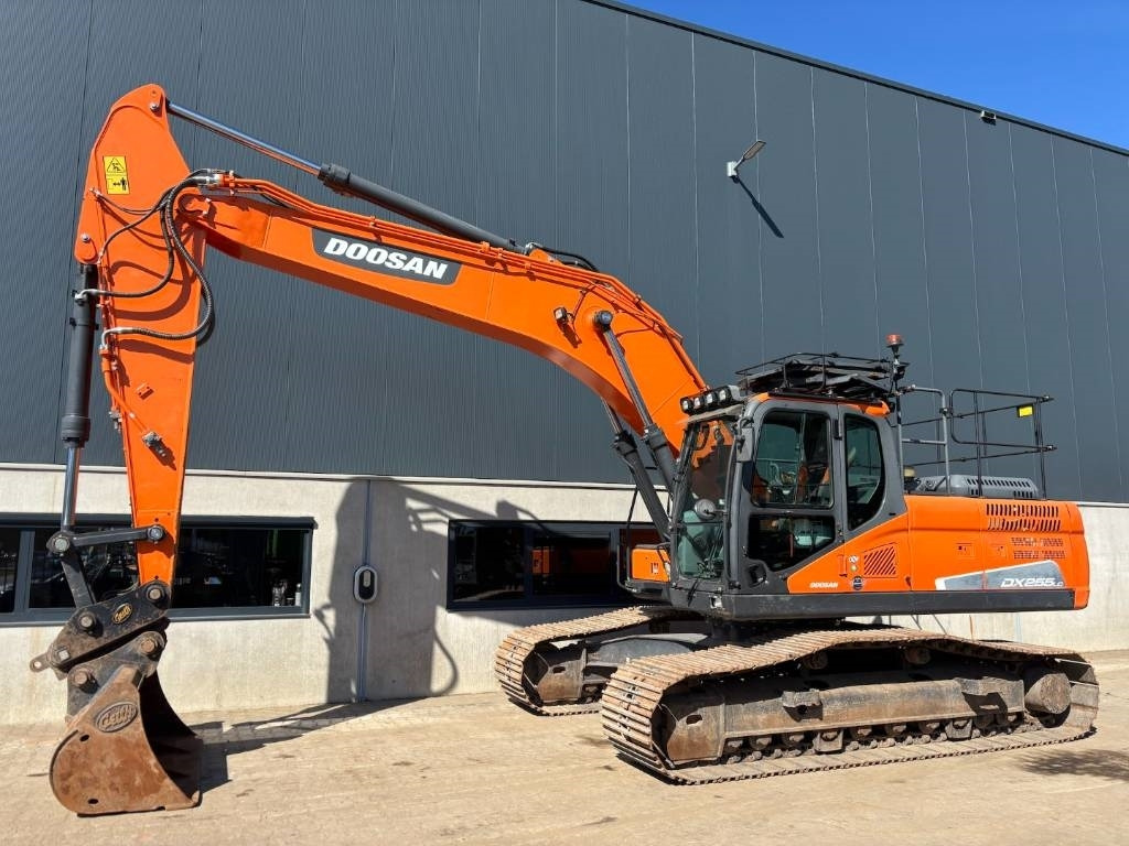 Doosan DX 255 LC-5 -- DX255LC -- DX 225 - Crawler excavator: picture 1 Doosan DX 255 LC-5 -- DX255LC -- DX 225 - Crawler excavator: picture 1