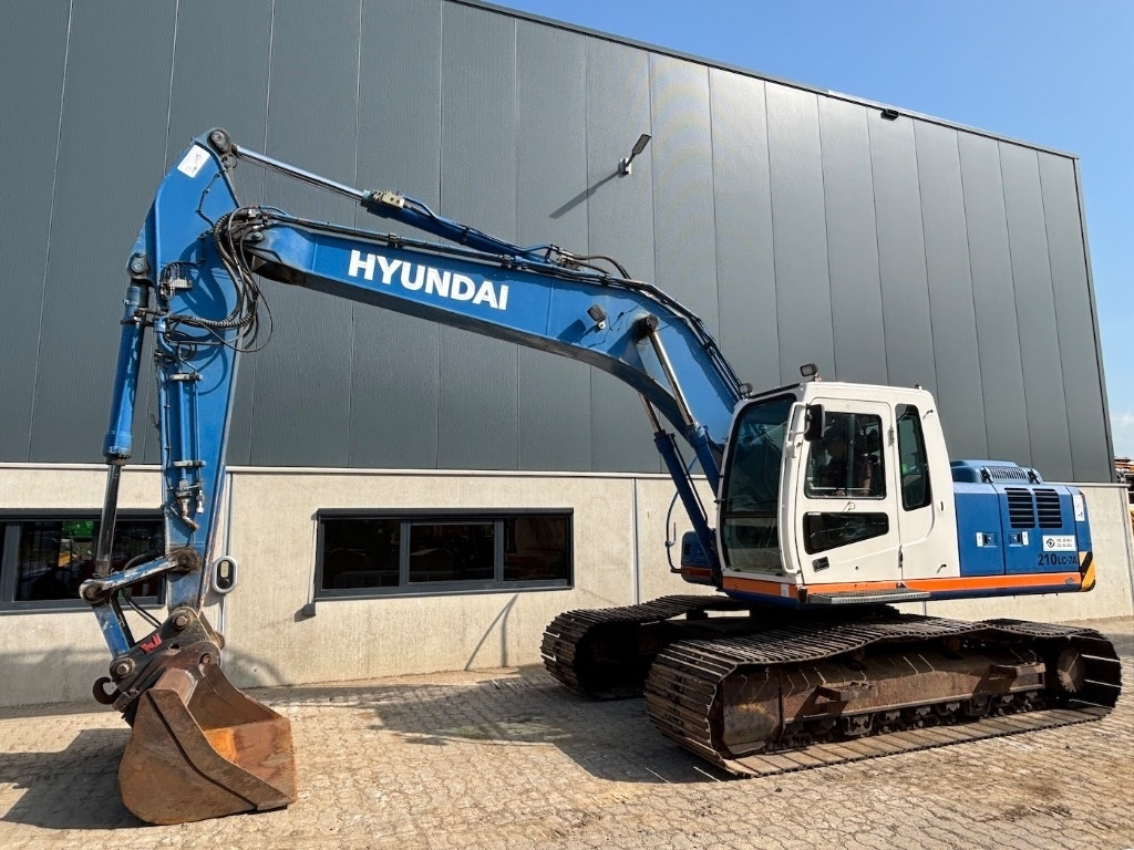 Hyundai Robex 210 LC-7 A - 210 - Crawler excavator: picture 1 Hyundai Robex 210 LC-7 A - 210 - Crawler excavator: picture 1