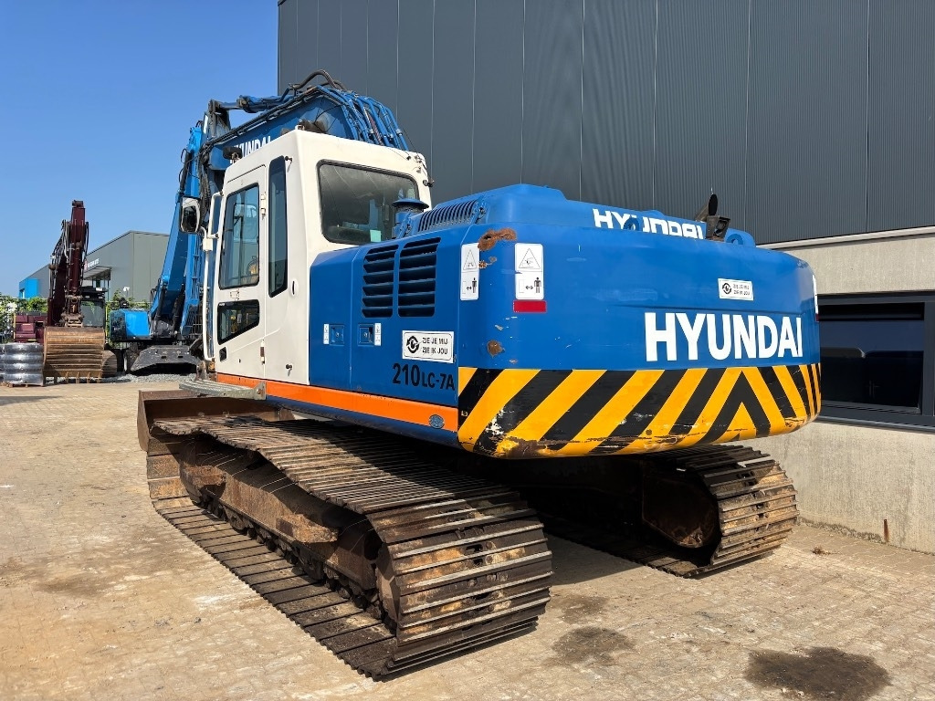 Hyundai Robex 210 LC-7 A - 210 - Crawler excavator: picture 3 Hyundai Robex 210 LC-7 A - 210 - Crawler excavator: picture 3