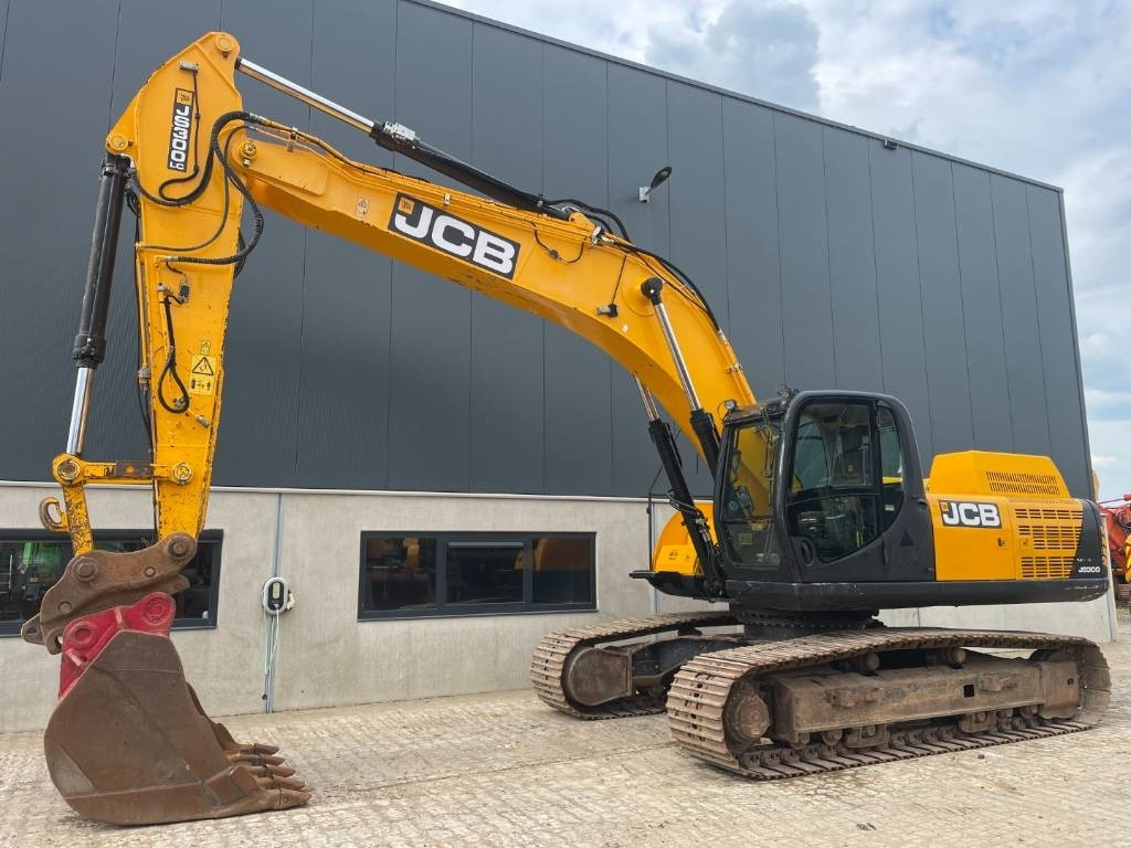 JCB JS300LC -- JS 300 LC - Crawler excavator: picture 1 JCB JS300LC -- JS 300 LC - Crawler excavator: picture 1
