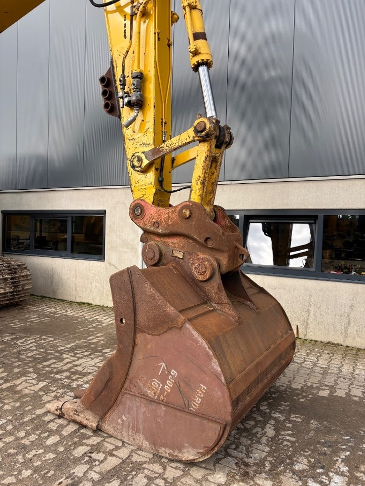 Crawler excavator Komatsu PC 360 LC-11: picture 11
