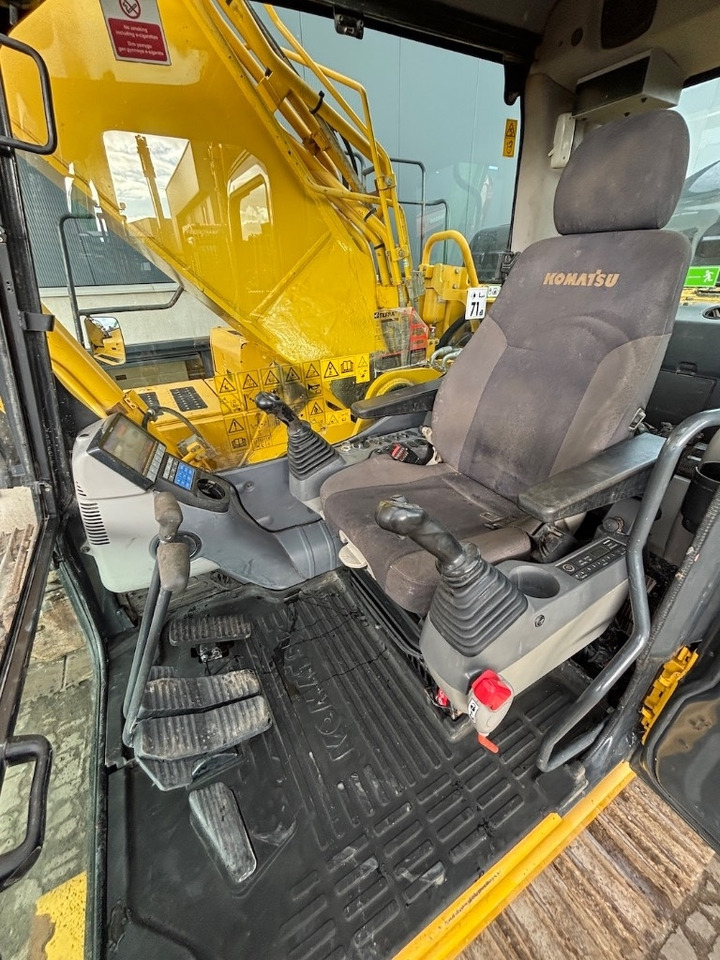 Crawler excavator Komatsu PC 360 LC-11: picture 14