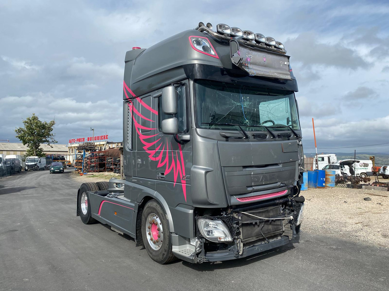 DAF XF 510 Super Space Cab - Tractor unit: picture 2 DAF XF 510 Super Space Cab - Tractor unit: picture 2