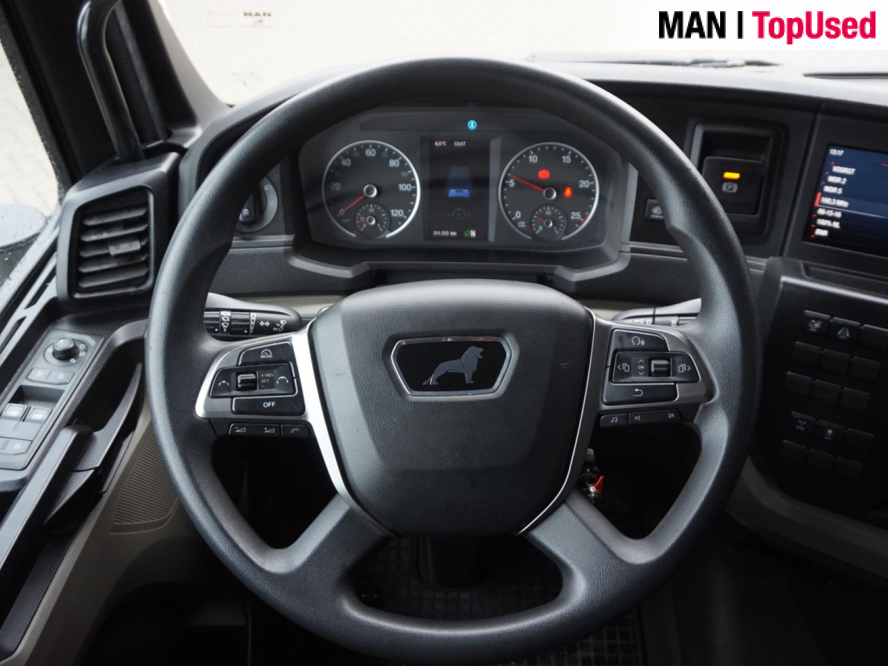 MAN TGX 18.470 4x2 BL SA - Tractor unit: picture 3 MAN TGX 18.470 4x2 BL SA - Tractor unit: picture 3