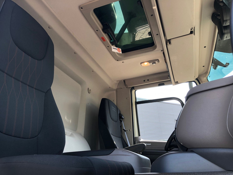 Refrigerator truck DAF CF 260 FA / Carrier Koeler / Chereau Frigo Box / Laadklep / APK TUV 09-26: picture 7